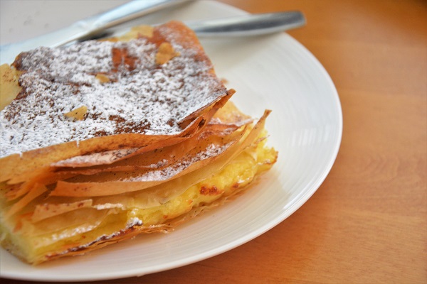 Bougatsa
